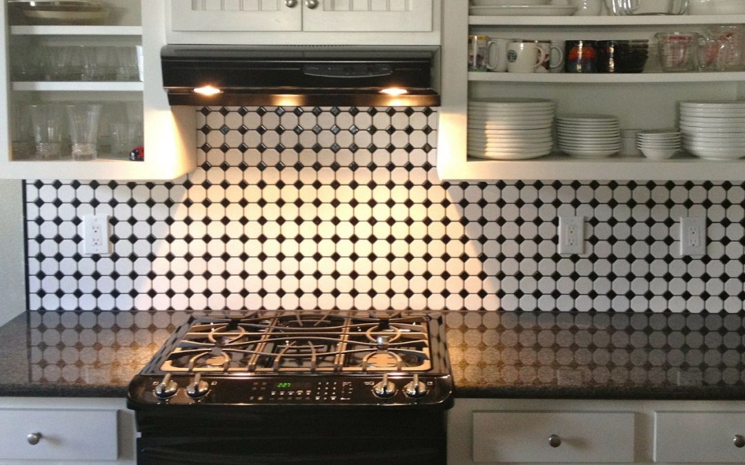 Farba czy płytki do kuchni? Praktyczne podejście